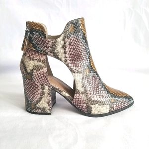 Snake Print Ankle Booties 3" Heel Size 7.5